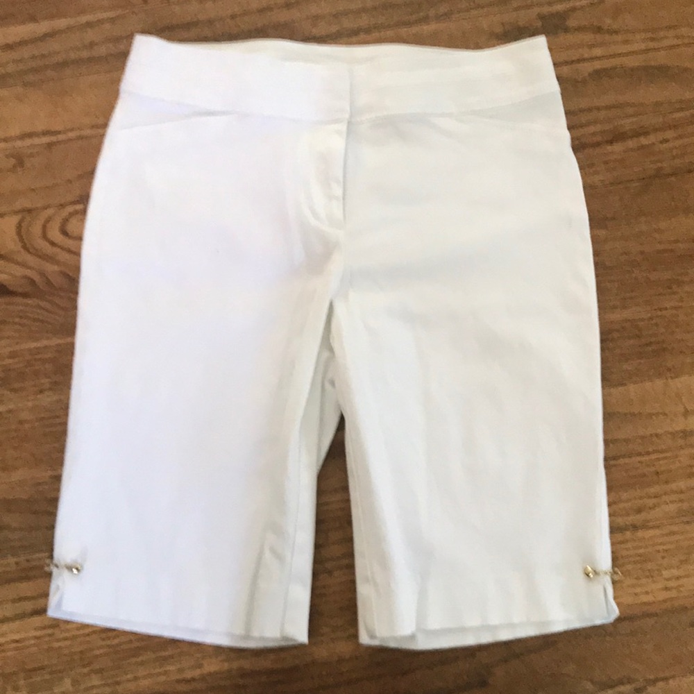 Cache shorts